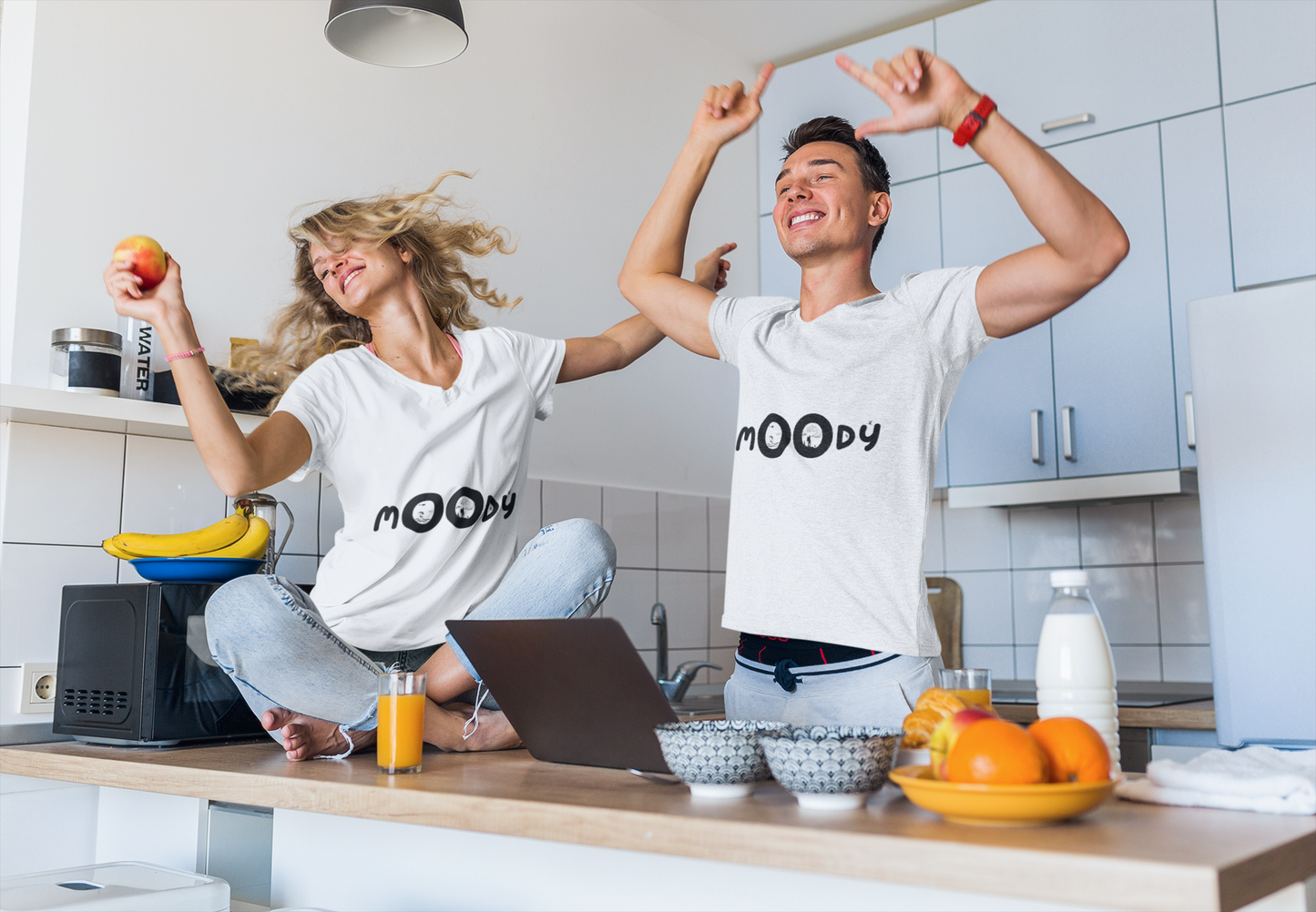 Moody Oversize Unisex T-shirt